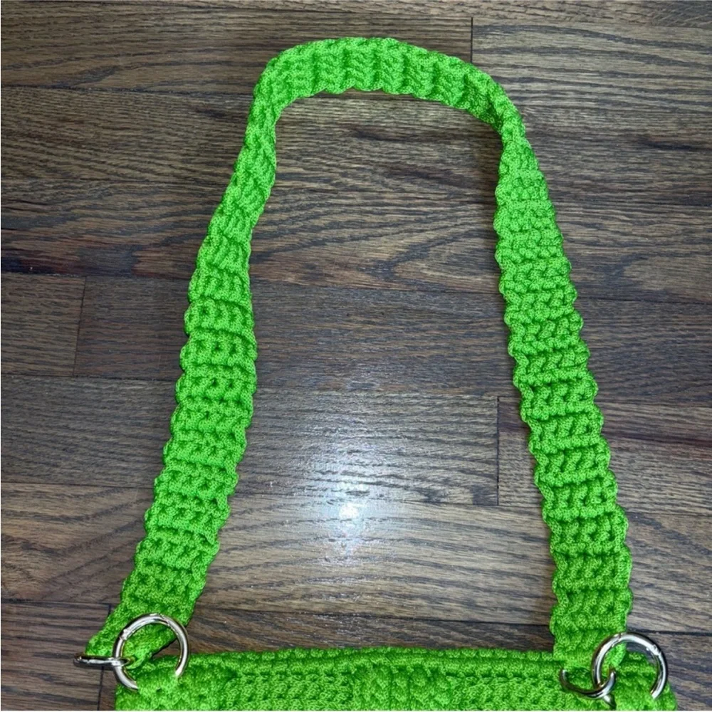Handmade Women's Crochet Shoulder Bag with Woven Texture - Picture 4 of 8